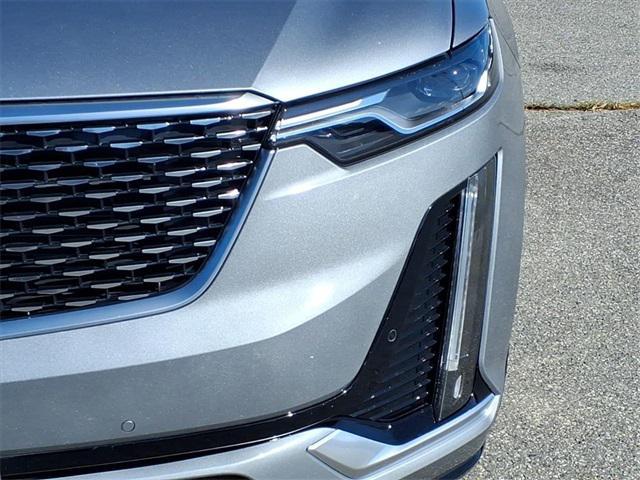 used 2025 Cadillac XT6 car, priced at $42,250