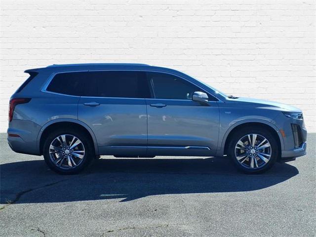 used 2025 Cadillac XT6 car, priced at $42,250