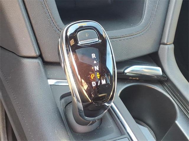 used 2025 Cadillac XT6 car, priced at $42,250