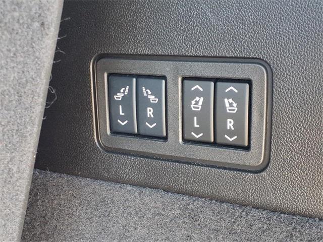 used 2025 Cadillac XT6 car, priced at $42,250