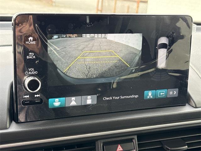 used 2025 Honda Pilot car, priced at $37,261