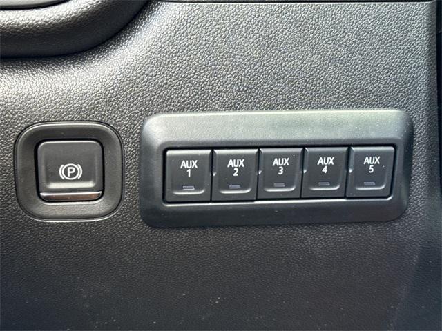 new 2025 Chevrolet Silverado 3500 car, priced at $56,403