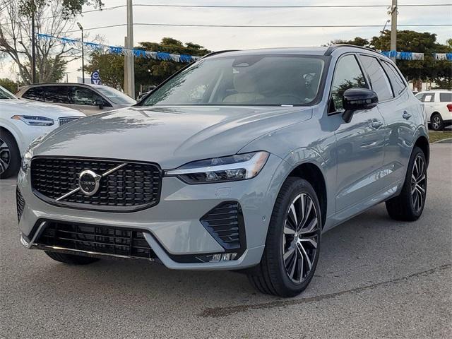 new 2025 Volvo XC60 car, priced at $55,335