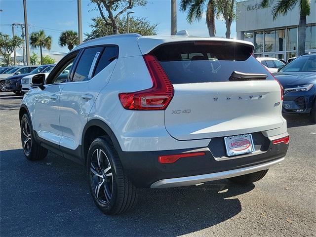 new 2025 Volvo XC40 car, priced at $43,045