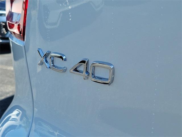 new 2025 Volvo XC40 car, priced at $43,045