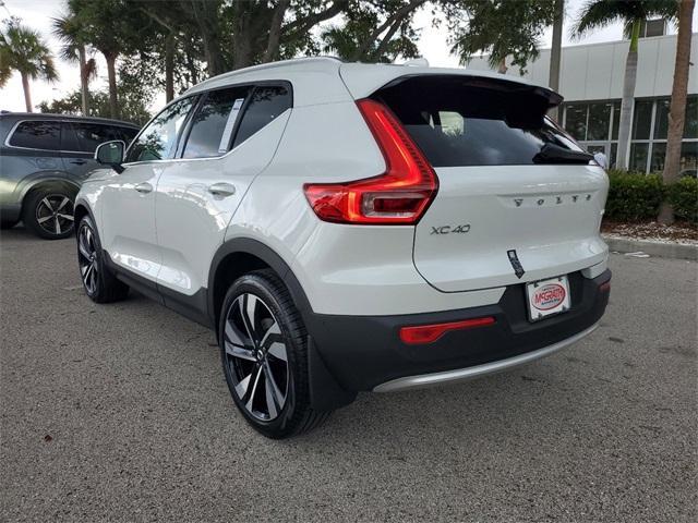 new 2025 Volvo XC40 car, priced at $51,890