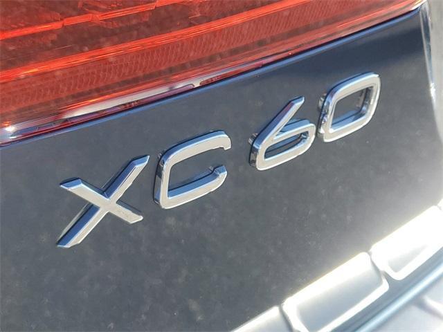 new 2025 Volvo XC60 car, priced at $59,910