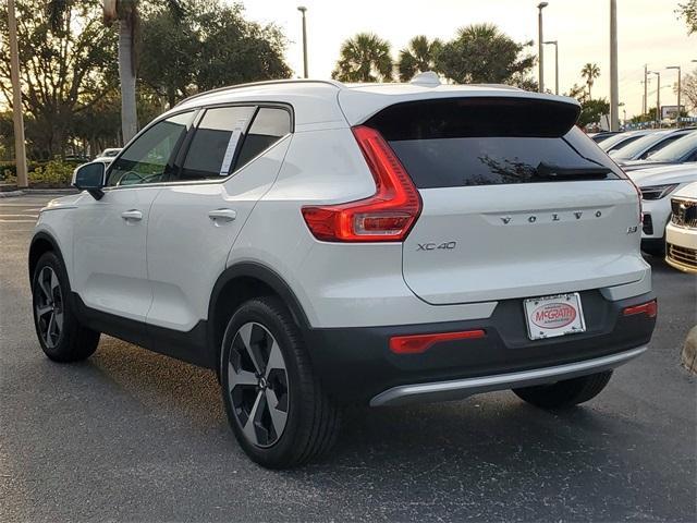 new 2025 Volvo XC40 car, priced at $48,315