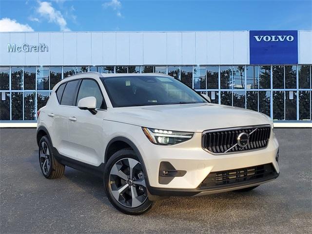 new 2025 Volvo XC40 car, priced at $48,315