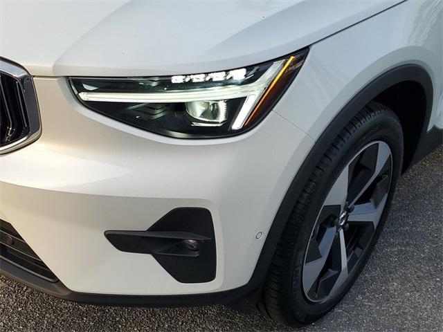 new 2025 Volvo XC40 car, priced at $48,315