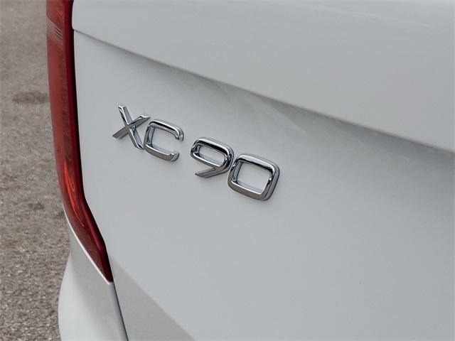 new 2025 Volvo XC90 car, priced at $64,690