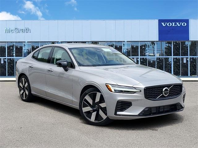 new 2024 Volvo S60 Recharge Plug-In Hybrid car, priced at $58,325