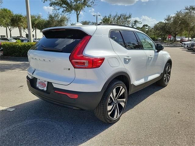 new 2025 Volvo XC40 car, priced at $49,790