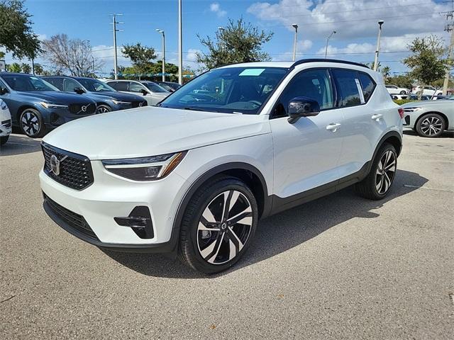 new 2025 Volvo XC40 car, priced at $49,790