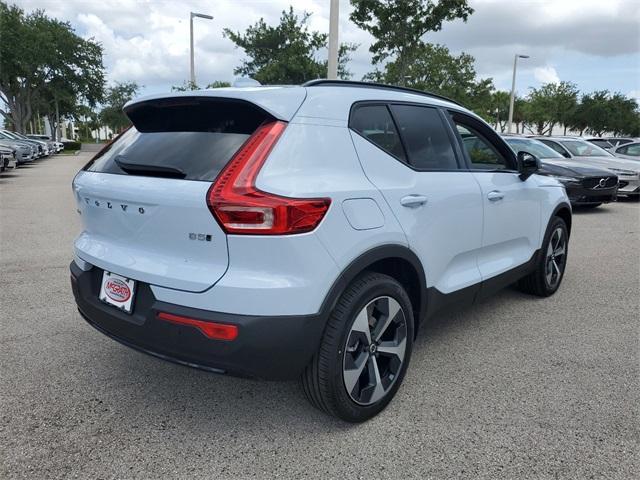 new 2025 Volvo XC40 car, priced at $46,795