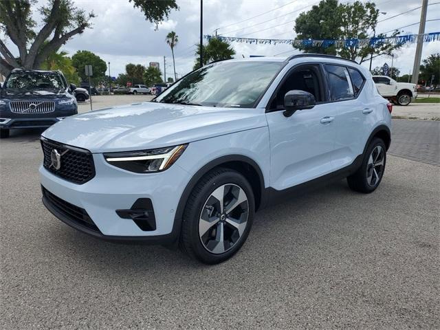 new 2025 Volvo XC40 car, priced at $46,795