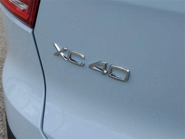 new 2025 Volvo XC40 car, priced at $46,795