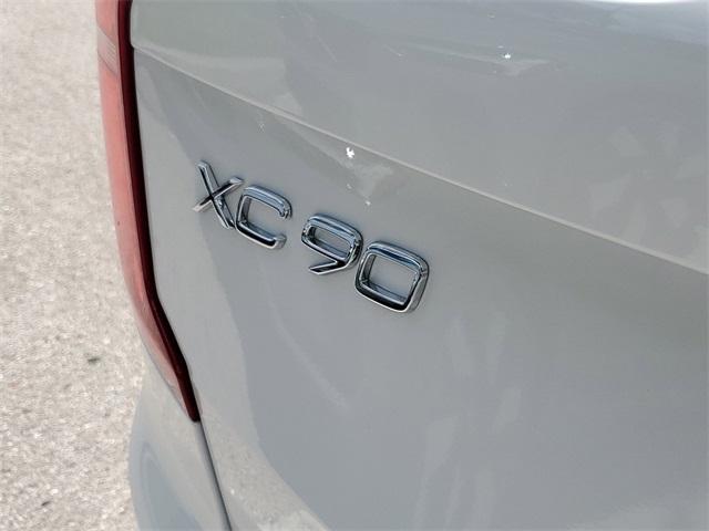 new 2025 Volvo XC90 car, priced at $73,895