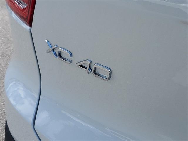 new 2025 Volvo XC40 car, priced at $47,415