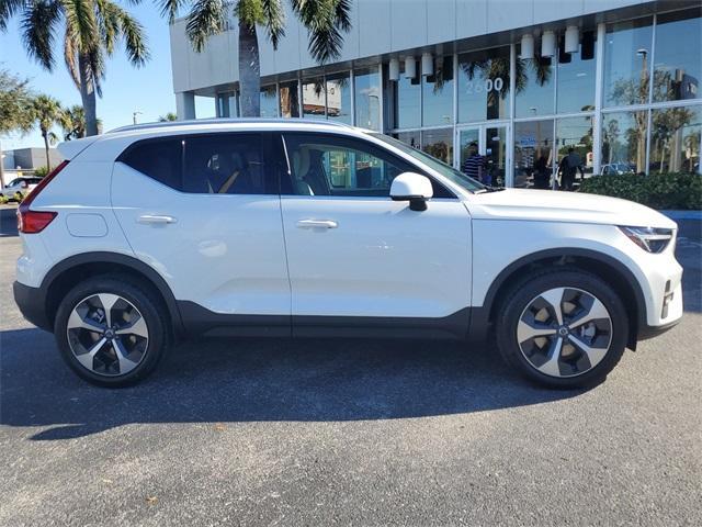 new 2025 Volvo XC40 car, priced at $48,315