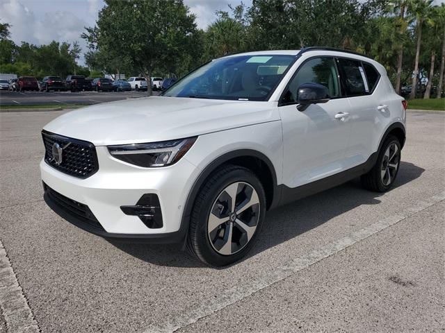 new 2025 Volvo XC40 car, priced at $47,415