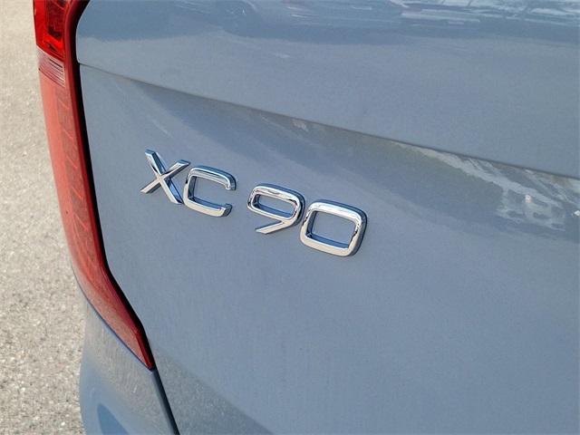 new 2025 Volvo XC90 car, priced at $65,170