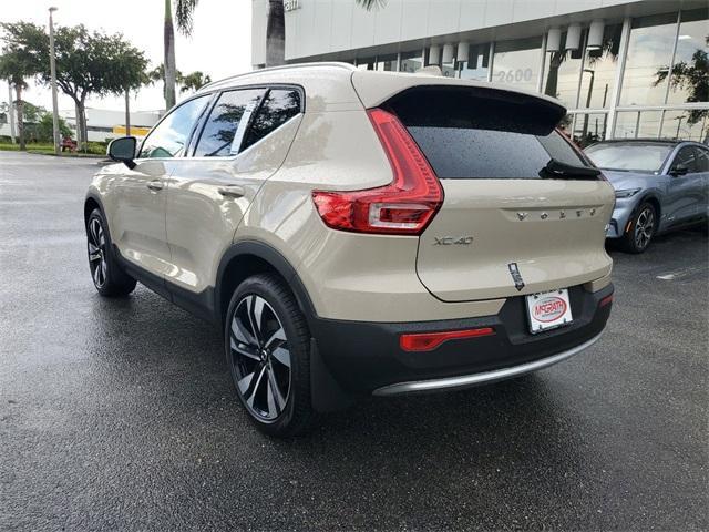 new 2025 Volvo XC40 car, priced at $51,260