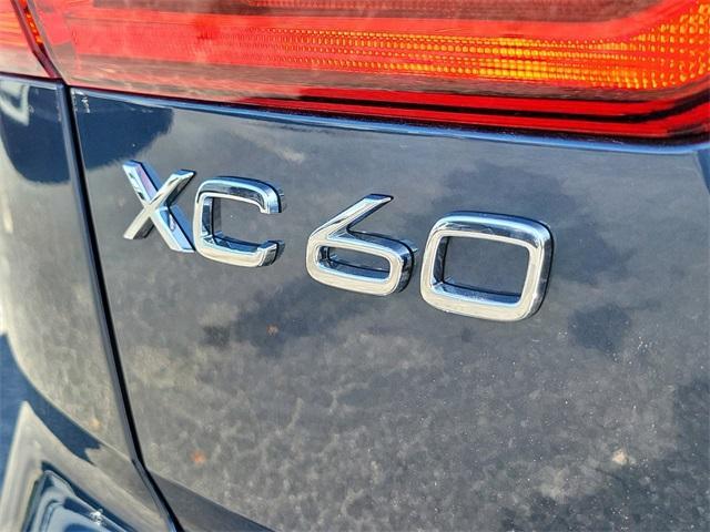 new 2025 Volvo XC60 car, priced at $48,960