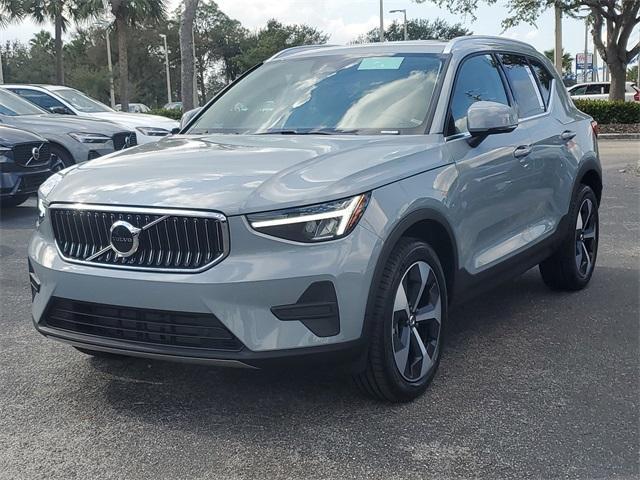 new 2025 Volvo XC40 car, priced at $45,465