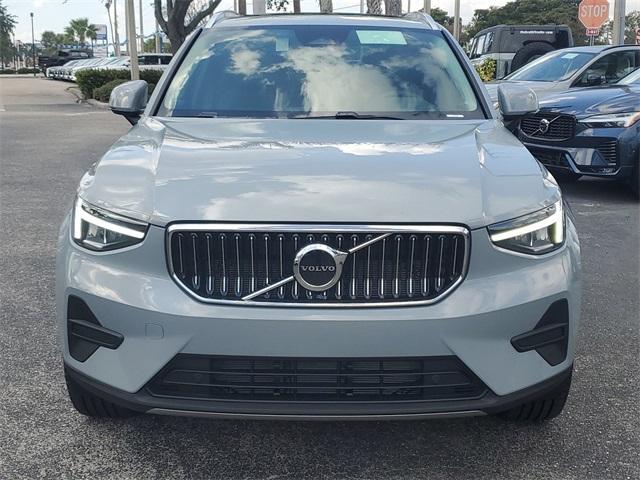 new 2025 Volvo XC40 car, priced at $45,465