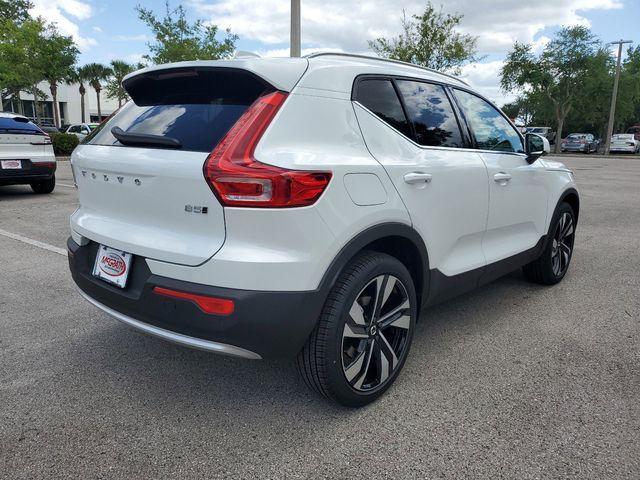 new 2024 Volvo XC40 car, priced at $49,270