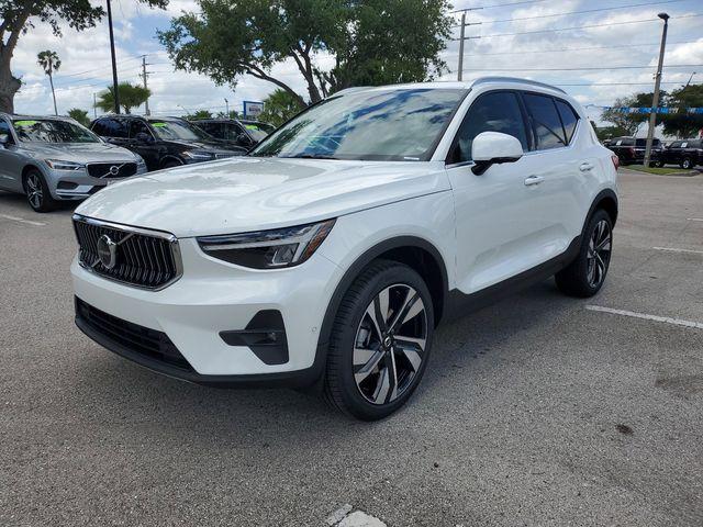 new 2024 Volvo XC40 car, priced at $49,270