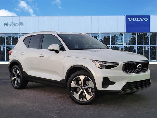 new 2025 Volvo XC40 car, priced at $44,845