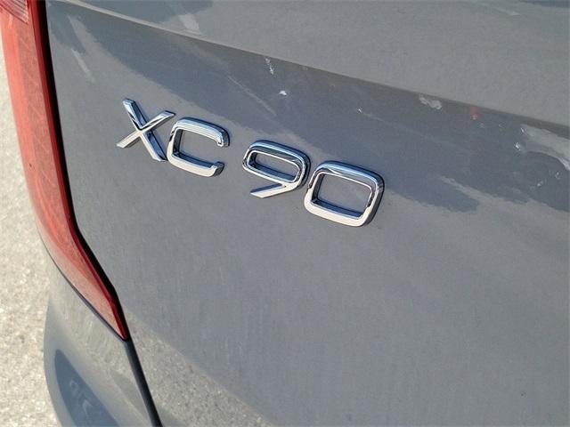 new 2025 Volvo XC90 car, priced at $58,280