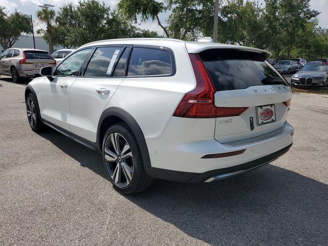 new 2024 Volvo V60 Cross Country car, priced at $56,680