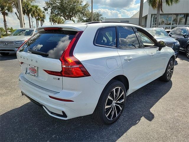 new 2025 Volvo XC60 car, priced at $54,585