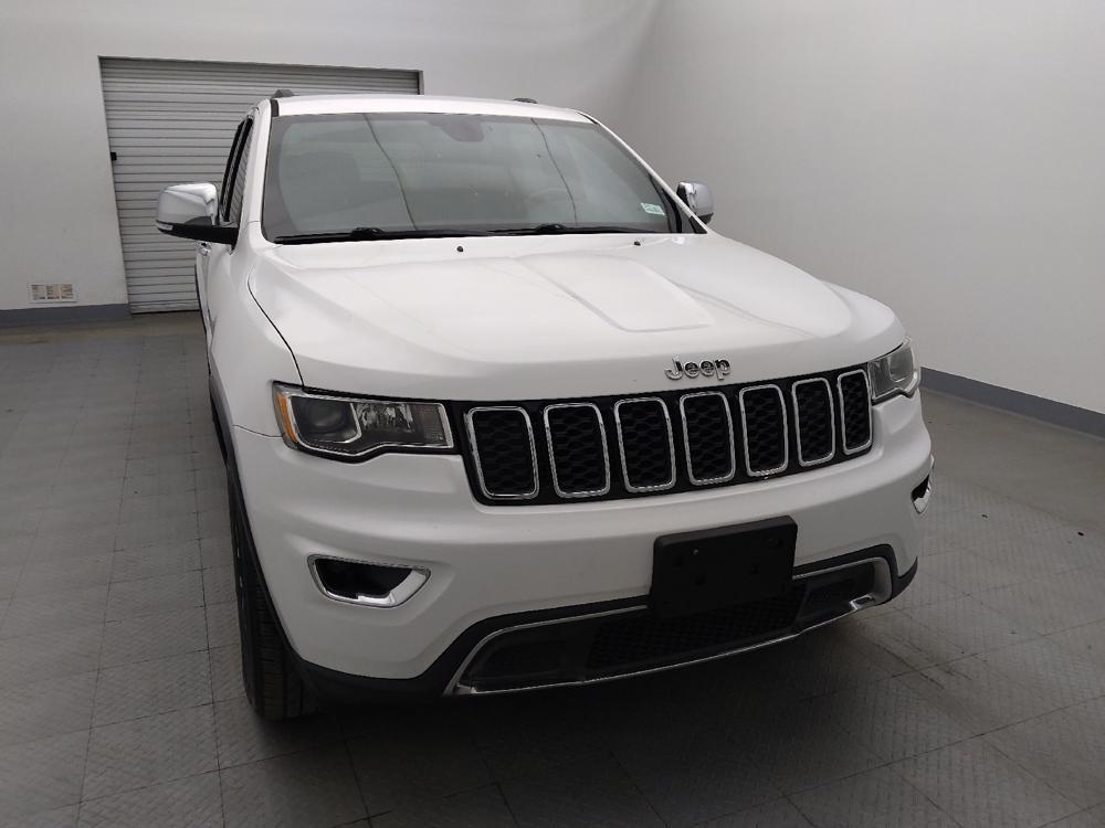 used 2018 Jeep Grand Cherokee car, priced at $20,095