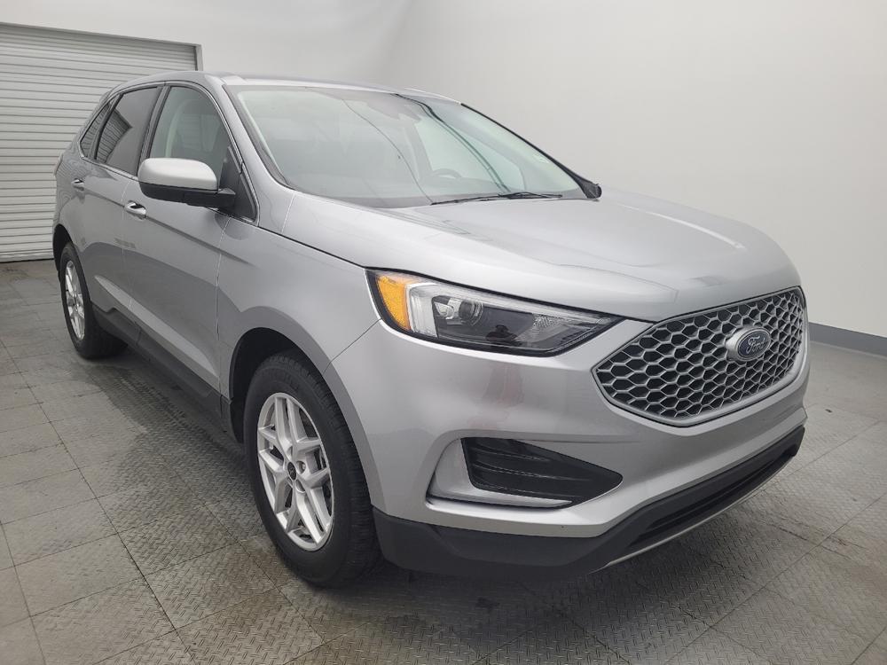 used 2024 Ford Edge car, priced at $27,995