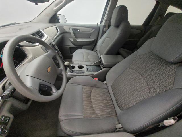 used 2015 Chevrolet Traverse car, priced at $13,095