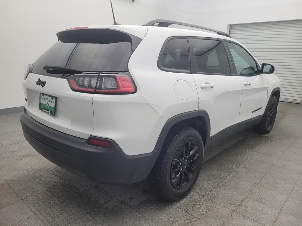 used 2023 Jeep Cherokee car, priced at $26,795