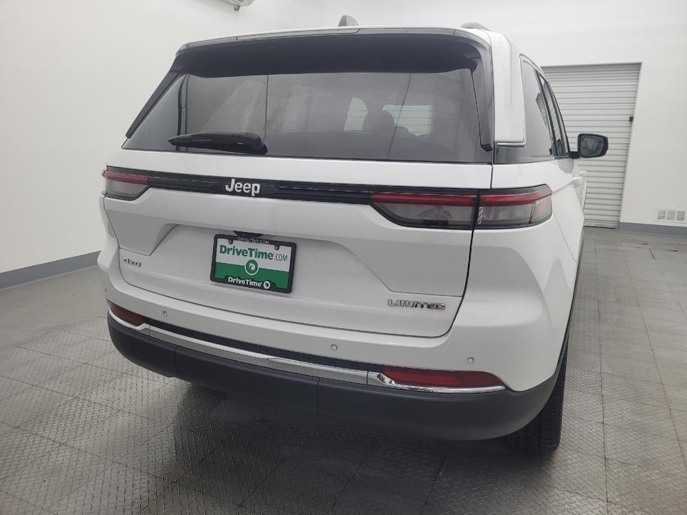 used 2023 Jeep Grand Cherokee car, priced at $31,195
