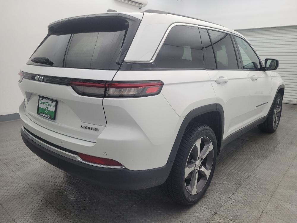 used 2023 Jeep Grand Cherokee car, priced at $31,195