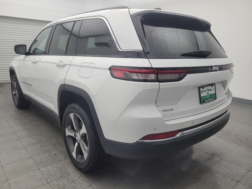 used 2023 Jeep Grand Cherokee car, priced at $31,195