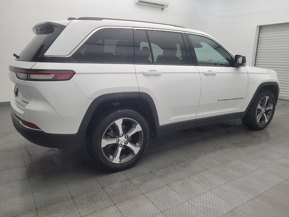used 2023 Jeep Grand Cherokee car, priced at $31,195