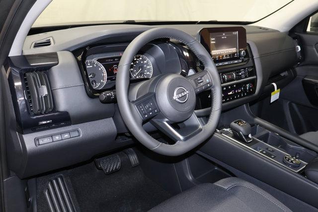 new 2025 Nissan Pathfinder car, priced at $42,965