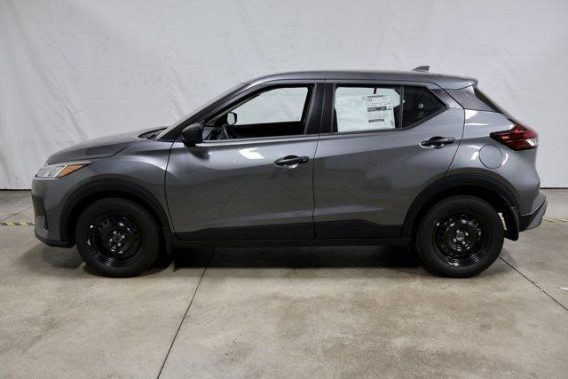 new 2025 Nissan Kicks Play car, priced at $22,347