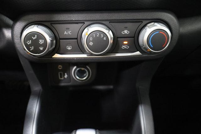 new 2025 Nissan Kicks Play car, priced at $22,347