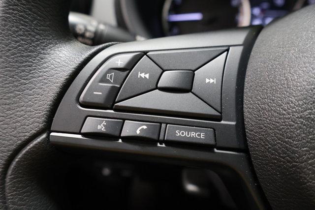 new 2025 Nissan Kicks Play car, priced at $22,347