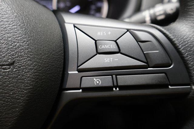 new 2025 Nissan Kicks Play car, priced at $22,347