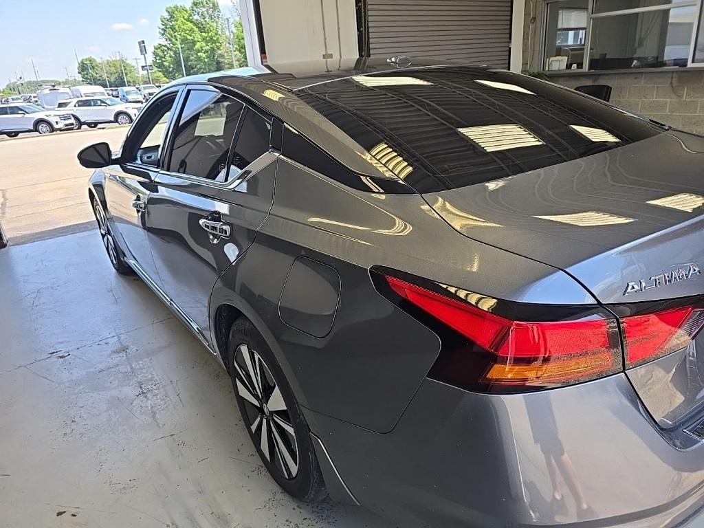 used 2021 Nissan Altima car, priced at $23,118